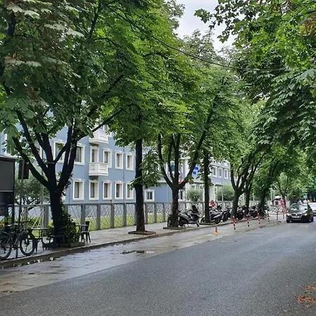 Alle's M Shyri Apartamento Tirana