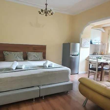 Alle's M Shyri Appartement *