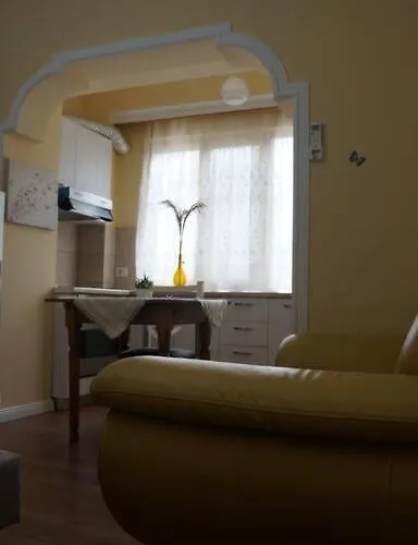 Alle's M Shyri Apartment *