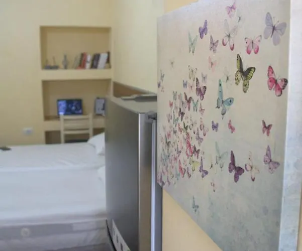 Alle's M Shyri Apartment