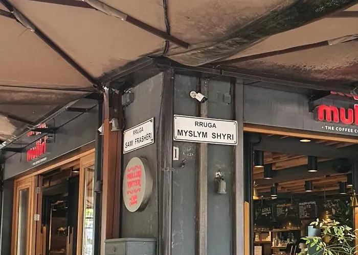 شقة Alle's M Shyri تيرانا